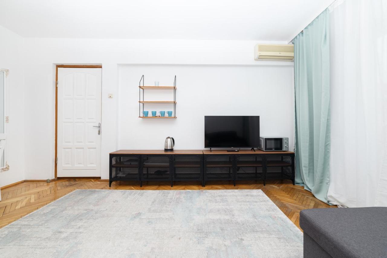 Color Ap Calea Victoriei 12C Apartment บูคาเรสต์ ภายนอก รูปภาพ